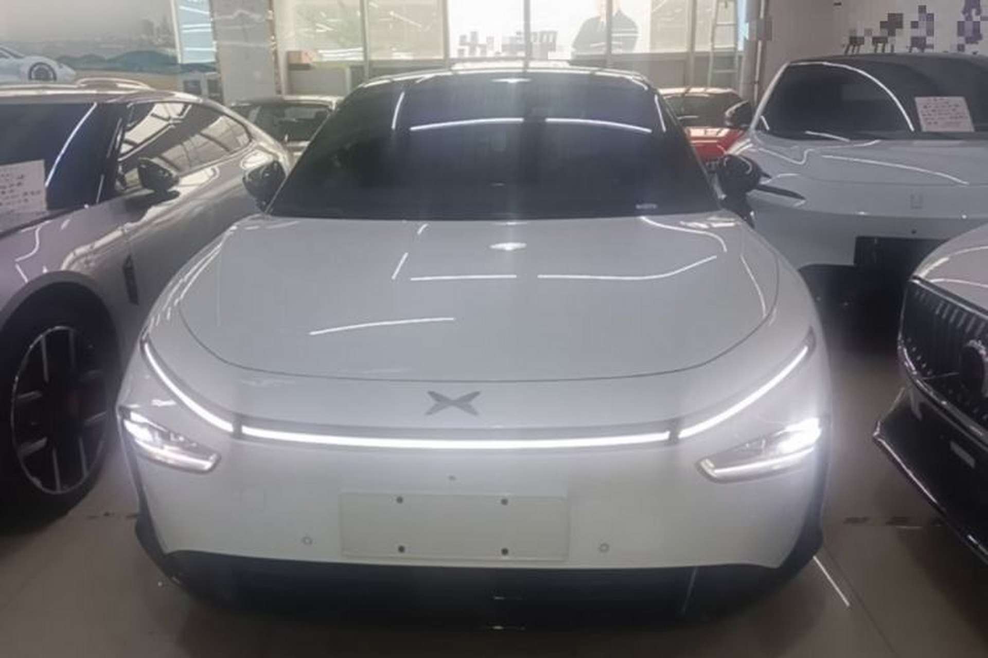 Used XPeng P7+ 2024 Long-Range Max Front