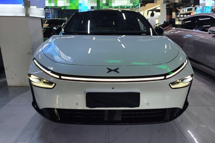 Used XPeng P7+ 2024 Long-Range Max Front