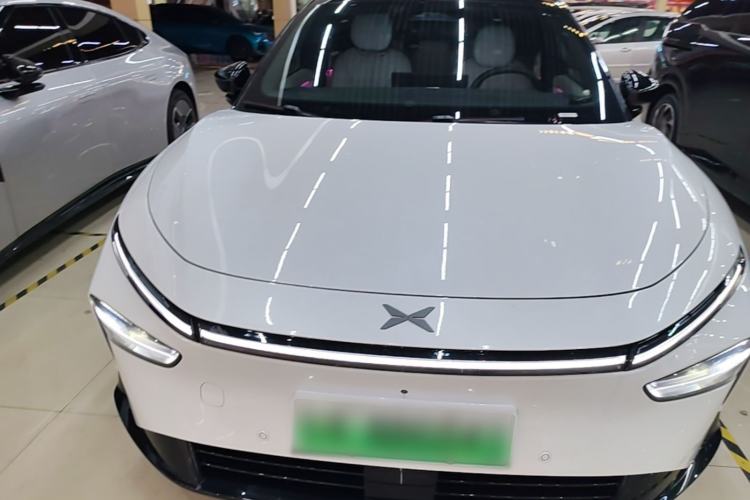 Used XPeng P7+ 2024 Long-Range Max Front