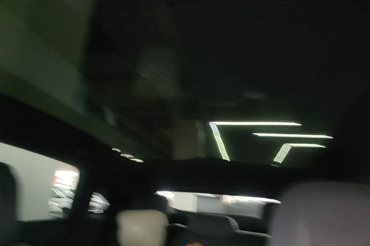 Used XPeng P7+ 2024 Long-Range Max Headliner