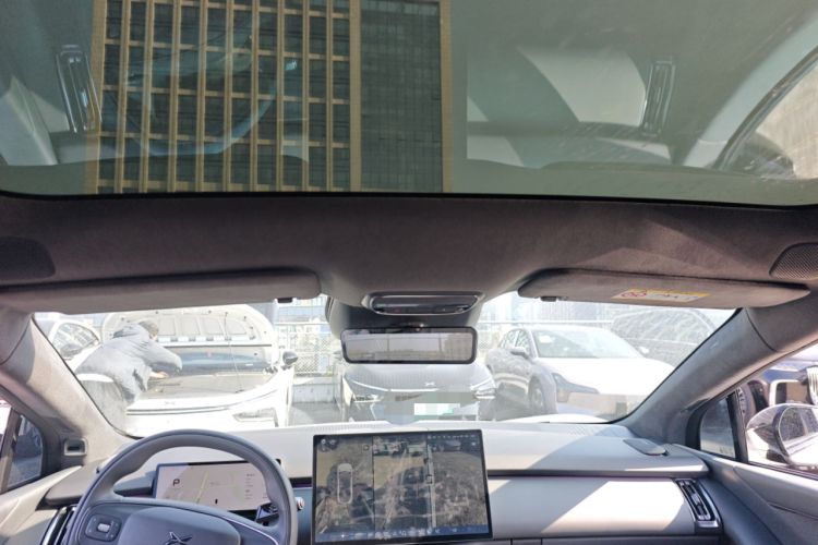Used XPeng P7+ 2024 Long-Range Max Headliner