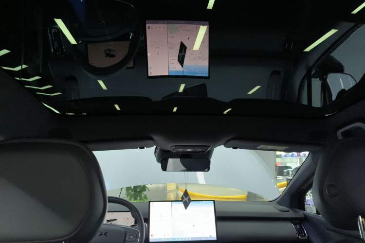 Used XPeng P7+ 2024 Long-Range Max Headliner