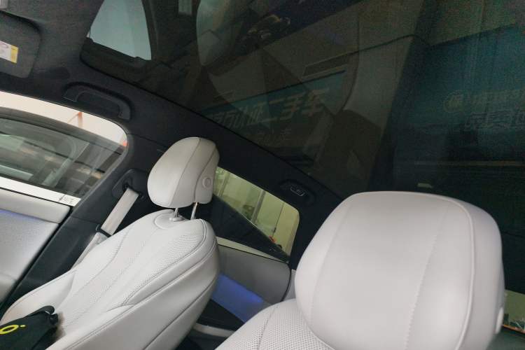 Used XPeng P7+ 2024 Long-Range Max Headliner