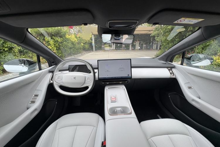 Used XPeng P7+ 2024 Long-Range Max Interior 1