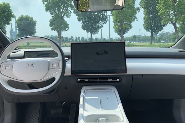 Used XPeng P7+ 2024 Long-Range Max Interior 2