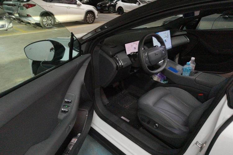 Used XPeng P7+ 2024 Long-Range Max Interior 3