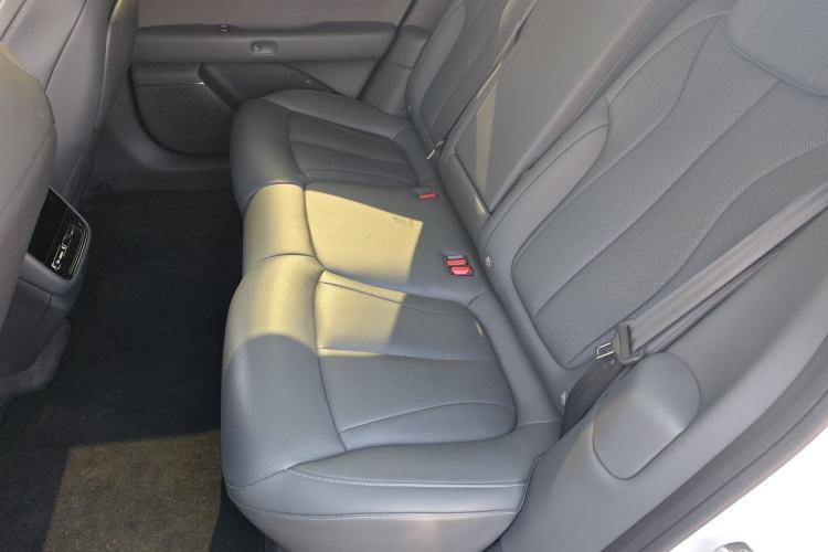 Used XPeng P7+ 2024 Long-Range Max Interior 4