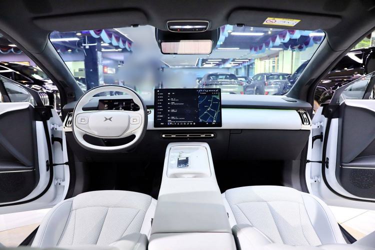 Used XPeng P7+ 2024 Long-Range Max Interior 5