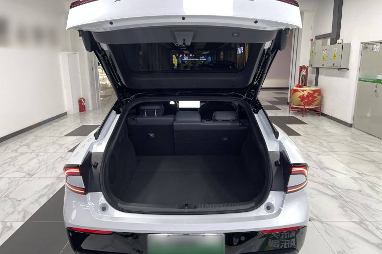 Used XPeng P7+ 2024 Long-Range Max Interior 8