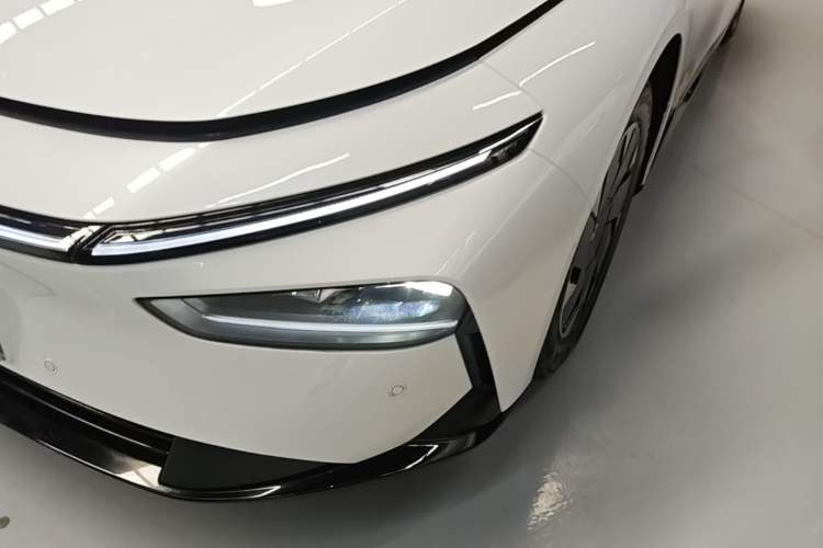 Used XPeng P7+ 2024 Ultra-Long Range Max Left Front Headlight
