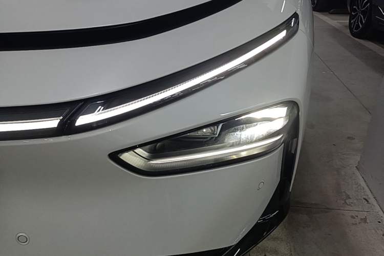 Used XPeng P7+ 2024 Ultra-Long Range Max Left Front Headlight