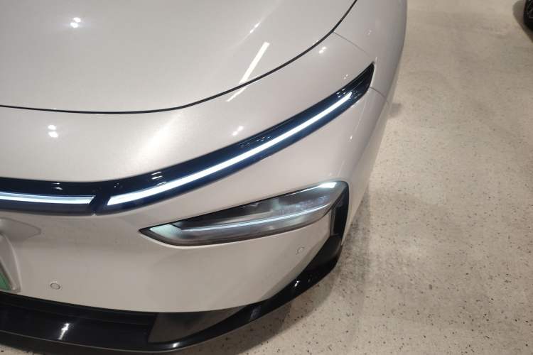 Used XPeng P7+ 2024 Long-Range Max Left Front Headlight