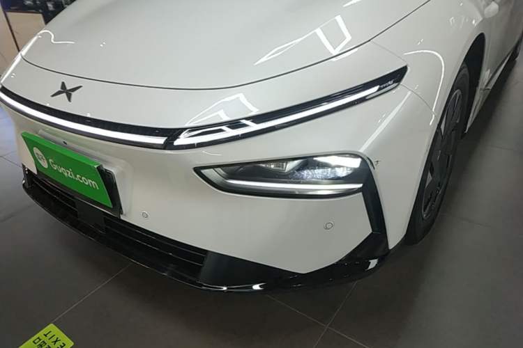 Used XPeng P7+ 2024 Long-Range Max Left Front Headlight