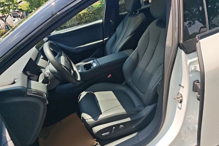 Used XPeng P7+ 2024 Long-Range Max Left Front Seat