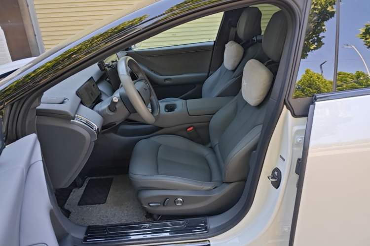 Used XPeng P7+ 2024 Long-Range Max Left Front Seat