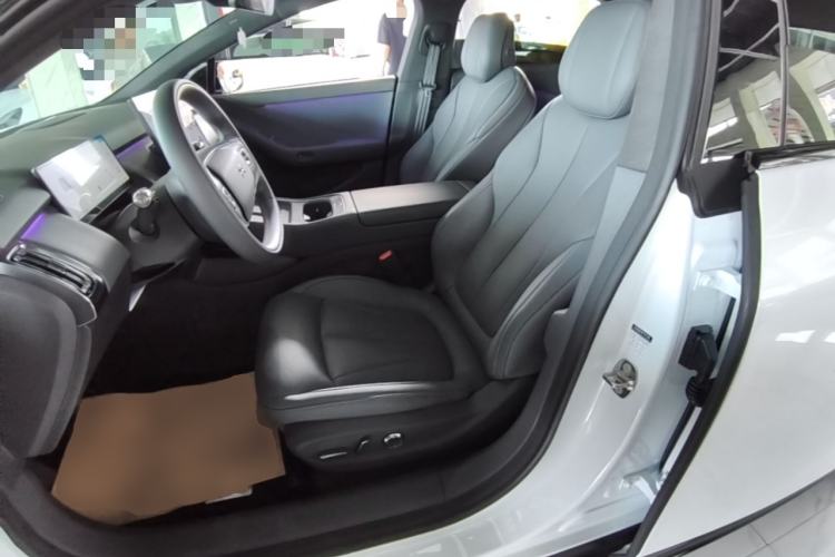 Used XPeng P7+ 2024 Long-Range Max Left Front Seat
