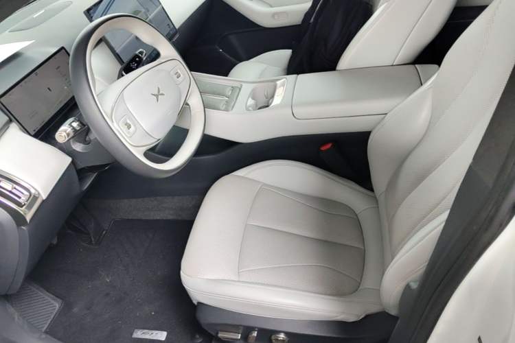 Used XPeng P7+ 2024 Long-Range Max Left Front Seat