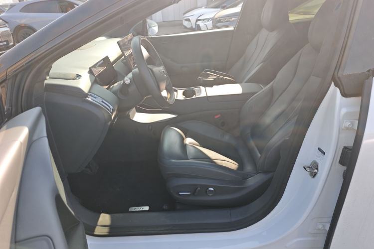 Used XPeng P7+ 2024 Long-Range Max Left Front Seat