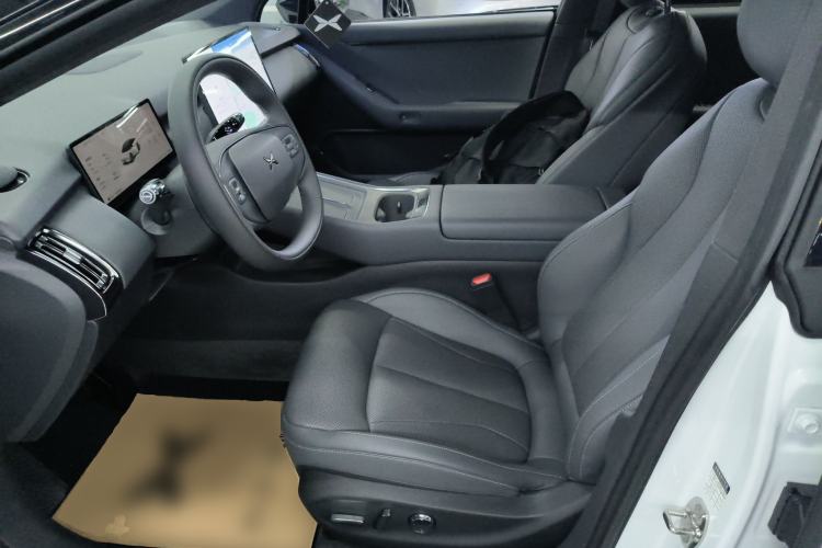 Used XPeng P7+ 2024 Long-Range Max Left Front Seat
