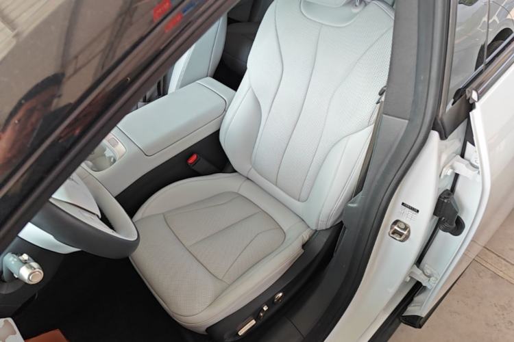 Used XPeng P7+ 2024 Long-Range Max Left Front Seat