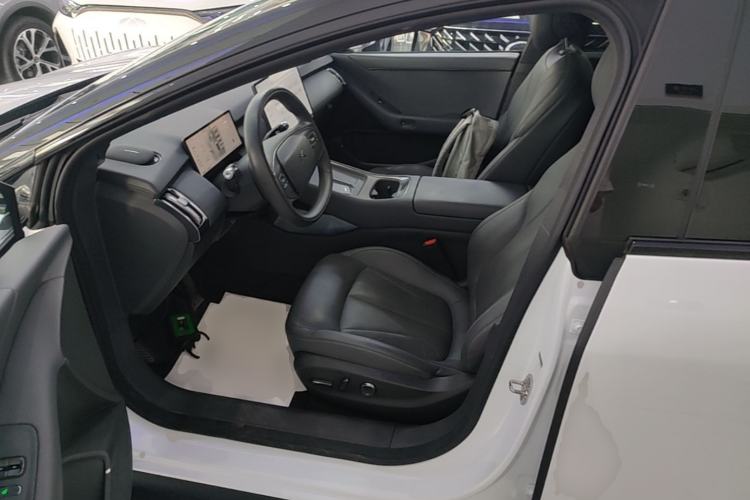 Used XPeng P7+ 2024 Long-Range Max Left Front Seat