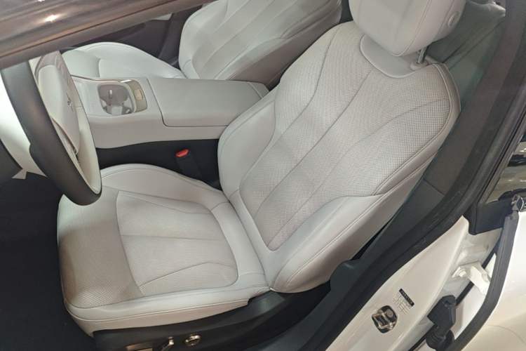 Used XPeng P7+ 2024 Ultra-Long Range Max Left Front Seat