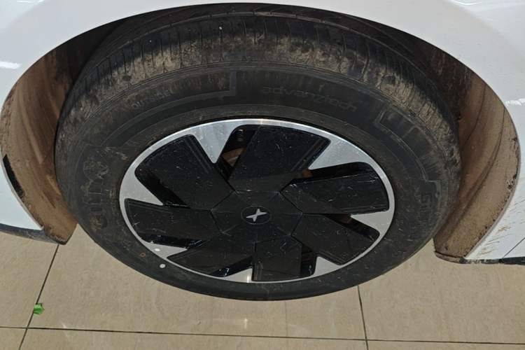 Used XPeng P7+ 2024 Long-Range Max Left Front Wheel Hub