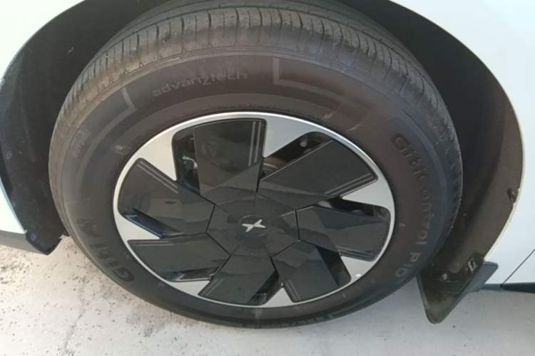 Used XPeng P7+ 2024 Long-Range Max Left Front Wheel Hub