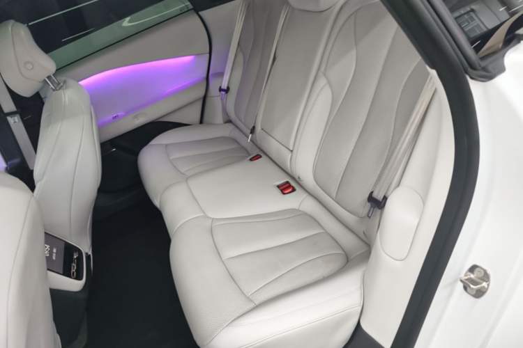 Used XPeng P7+ 2024 Ultra-Long Range Max Left Rear Seat