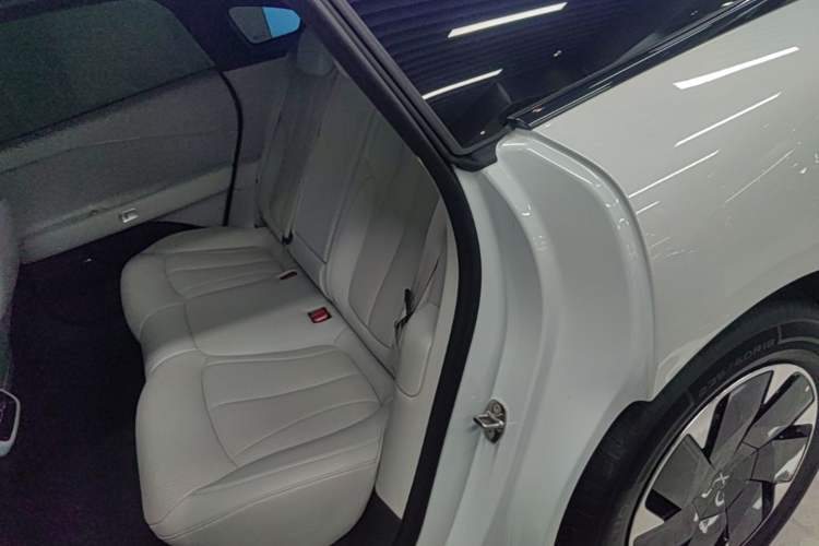 Used XPeng P7+ 2024 Ultra-Long Range Max Left Rear Seat