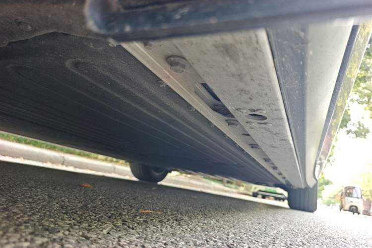 Used XPeng P7+ 2024 Long-Range Max Left Side Sill