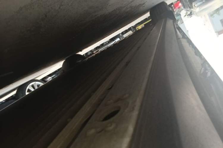 Used XPeng P7+ 2024 Long-Range Max Left Side Sill