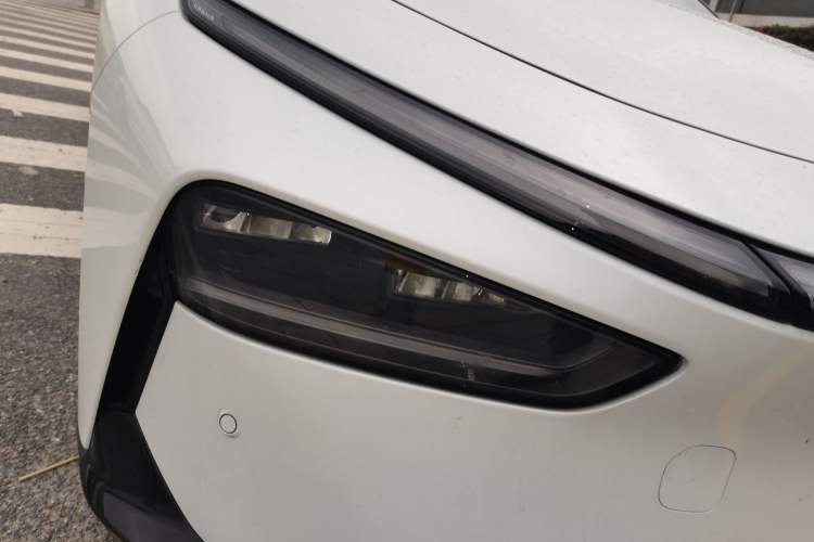 Used XPeng P7+ 2024 Long-Range Max Right Front Headlight