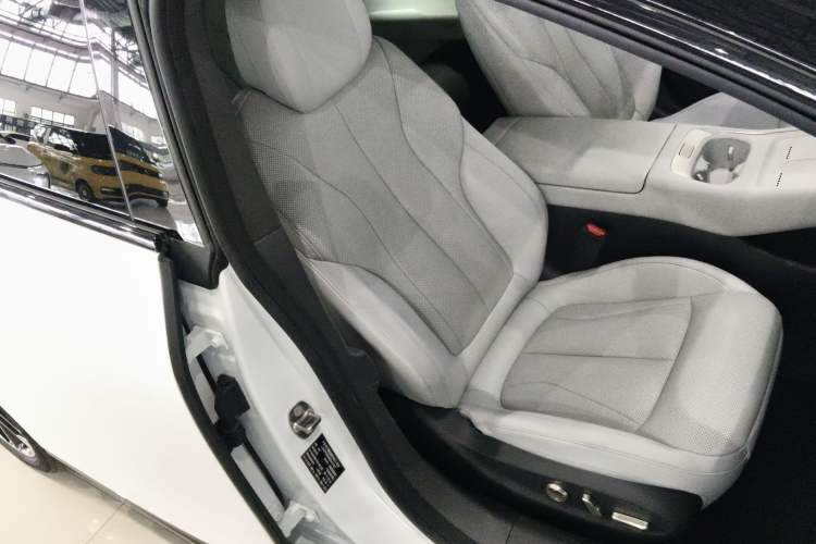 Used XPeng P7+ 2024 Long-Range Max Right Front Seat