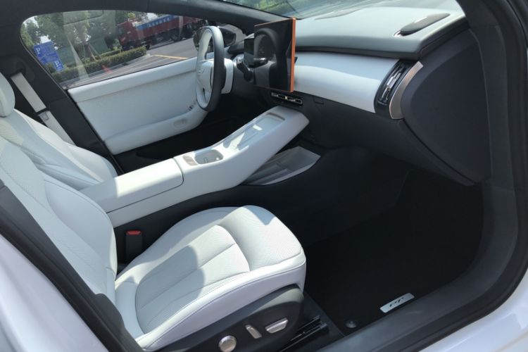 Used XPeng P7+ 2024 Long-Range Max Right Front Seat