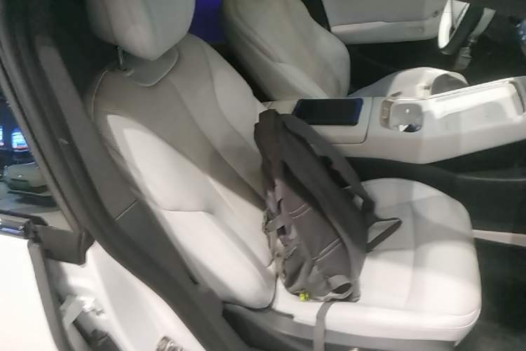 Used XPeng P7+ 2024 Ultra-Long Range Max Right Front Seat