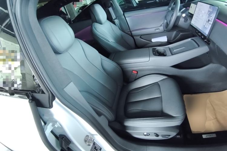 Used XPeng P7+ 2024 Long-Range Max Right Front Seat