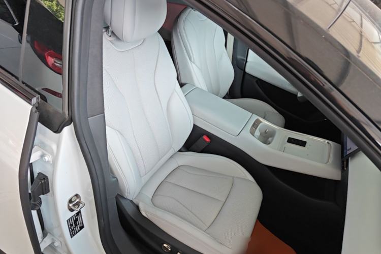 Used XPeng P7+ 2024 Long-Range Max Right Front Seat