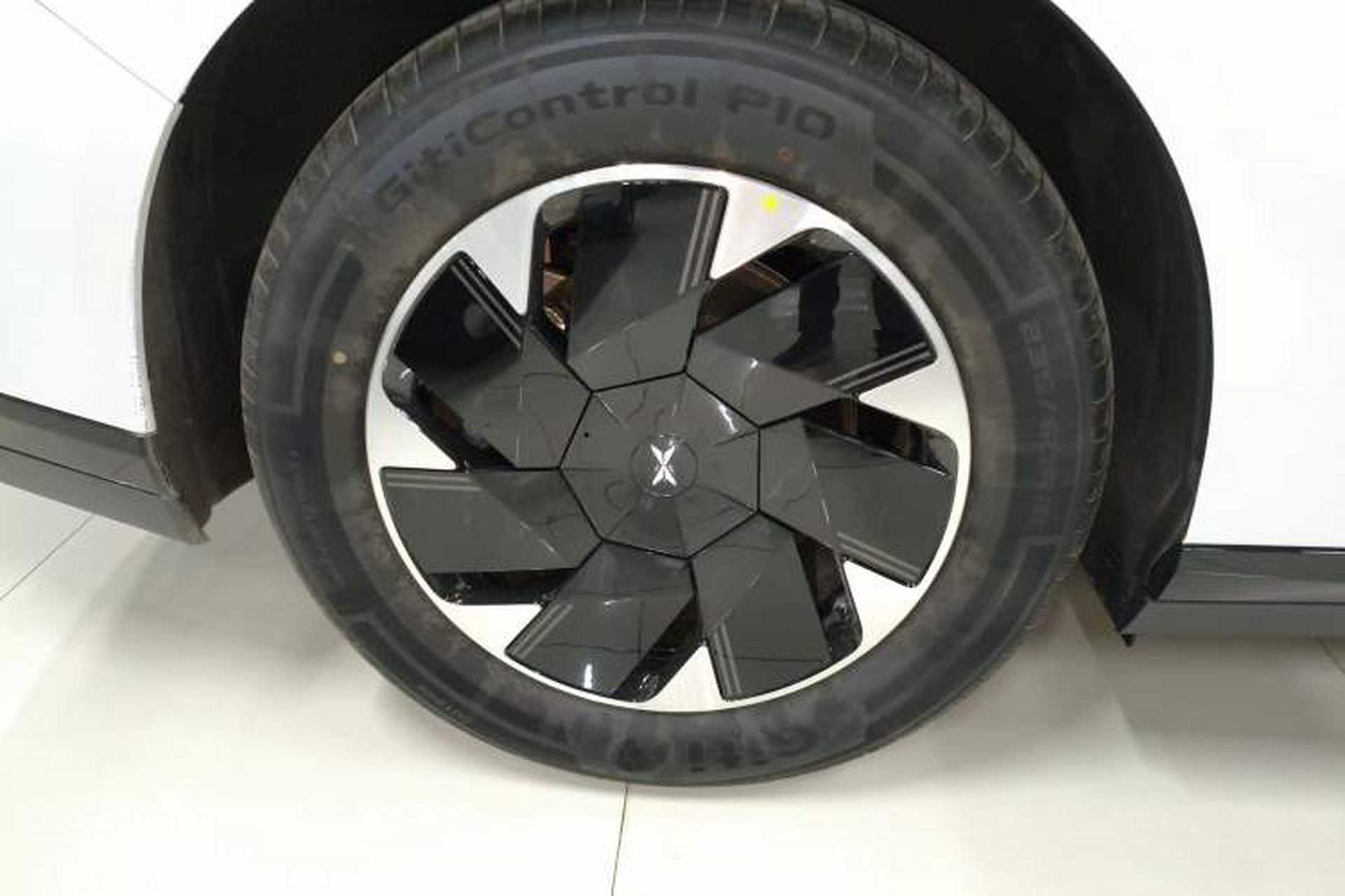 Used XPeng P7+ 2024 Long-Range Max Right Rear Wheel Hub