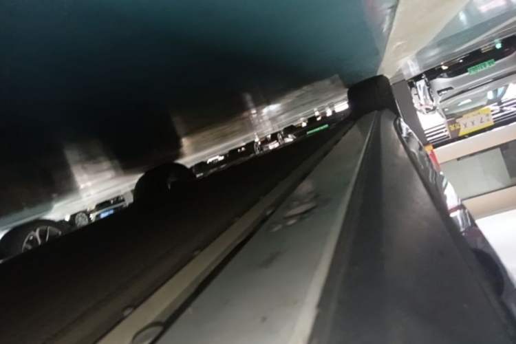 Used XPeng P7+ 2024 Long-Range Max Right Side Sill