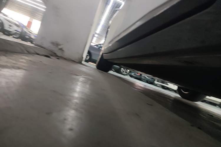 Used XPeng P7+ 2024 Long-Range Max Right Side Sill