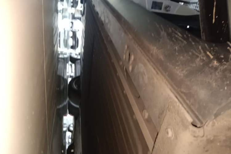 Used XPeng P7+ 2024 Long-Range Max Right Side Sill