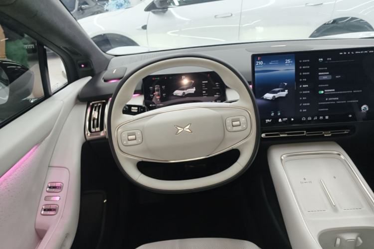 Used XPeng P7+ 2024 Ultra-Long Range Max Steering Wheel