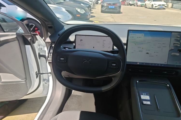Used XPeng P7+ 2024 Long-Range Max Steering Wheel