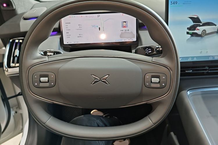 Used XPeng P7+ 2024 Ultra-Long Range Max Steering Wheel