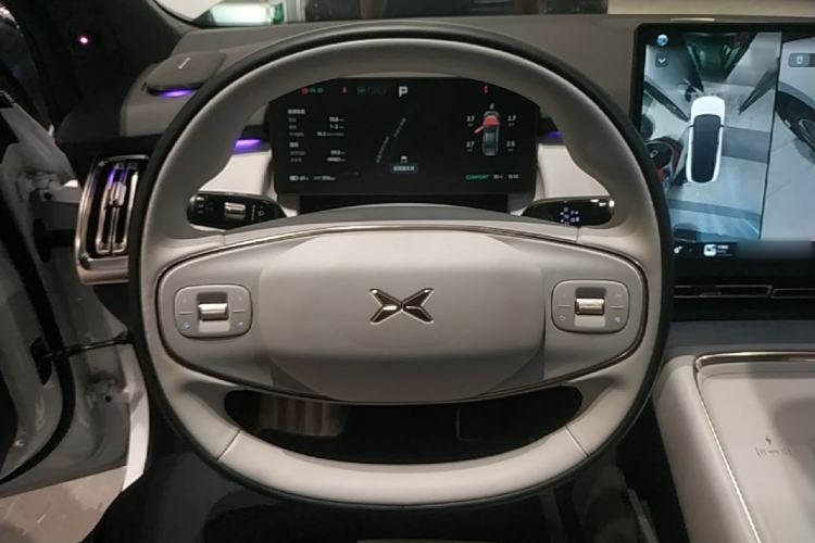 Used XPeng P7+ 2024 Ultra-Long Range Max Steering Wheel