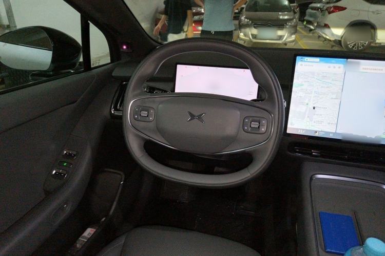 Used XPeng P7+ 2024 Long-Range Max Steering Wheel