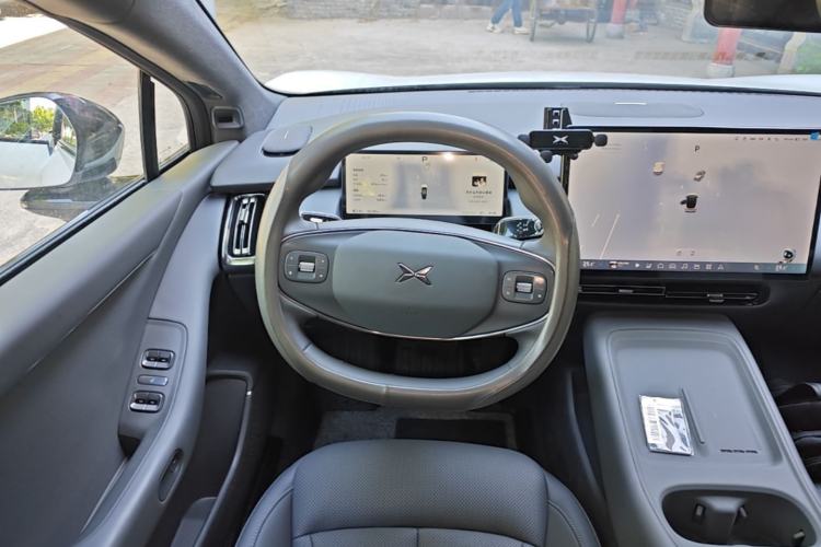 Used XPeng P7+ 2024 Long-Range Max Steering Wheel