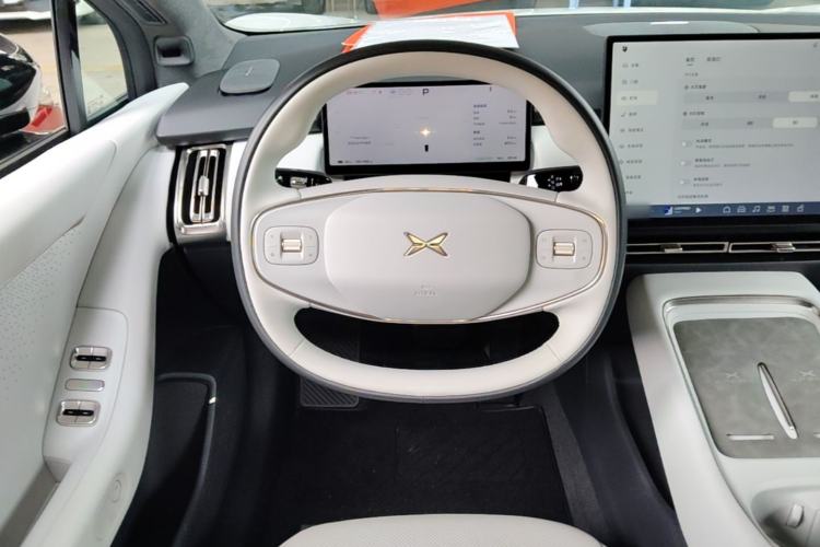 Used XPeng P7+ 2024 Long-Range Max Steering Wheel