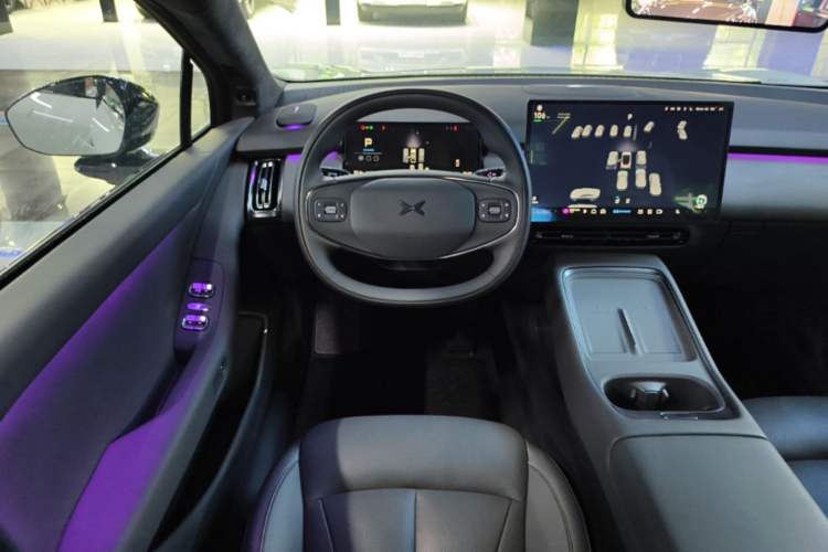 Used XPeng P7+ 2024 Long-Range Max Steering Wheel